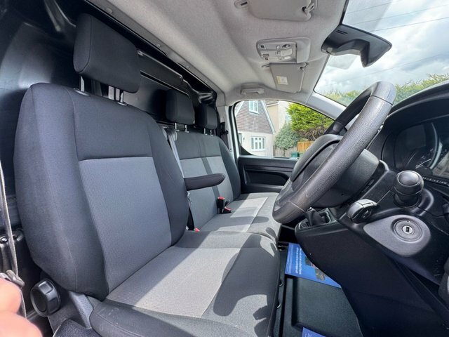 Citroen Dispatch 2.0 Bluehdi 1400Driver Edition M Eat8 Fwd 2 Euro White #10