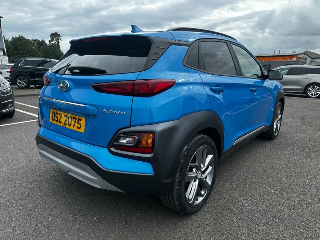 Hyundai Kona Kona Premium Se Ev White #7