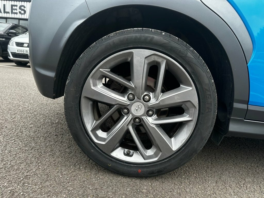Hyundai Kona Kona Premium Se Ev White #8