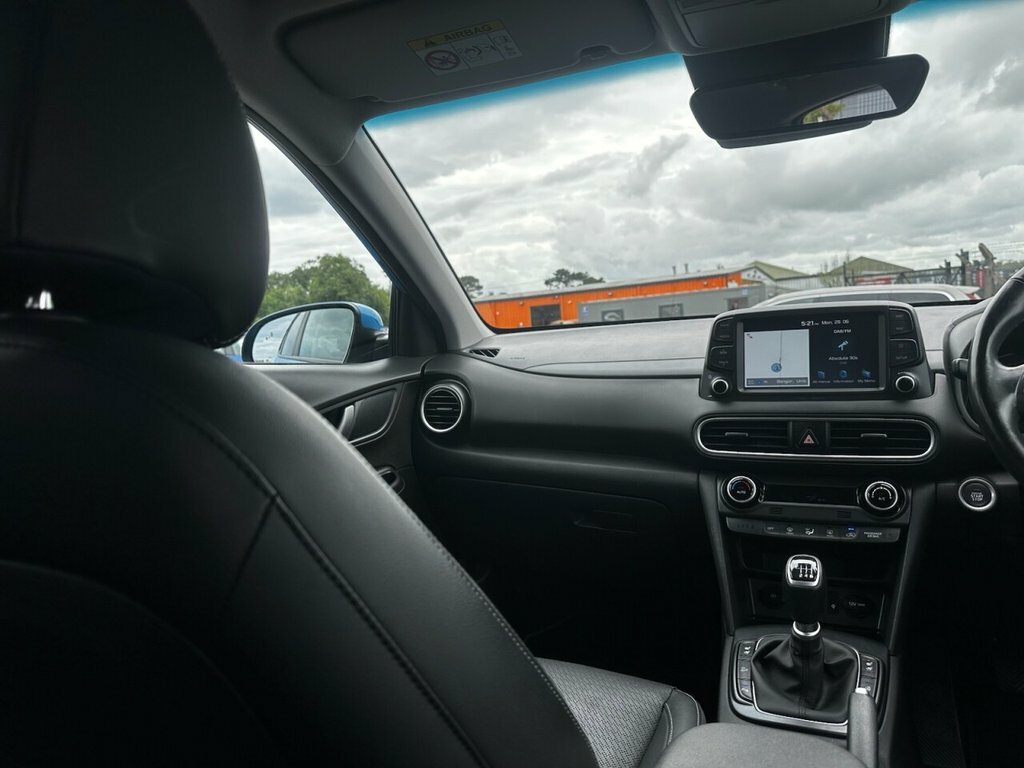 Hyundai Kona Kona Premium Se Ev White #15