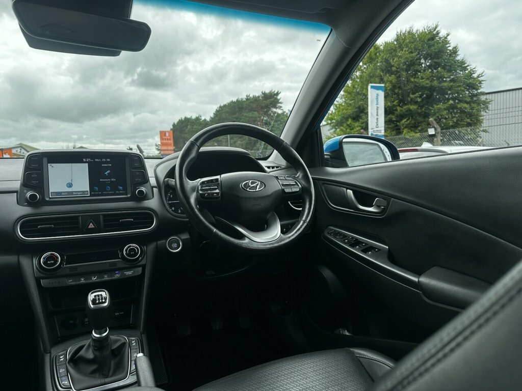 Hyundai Kona Kona Premium Se Ev White #14
