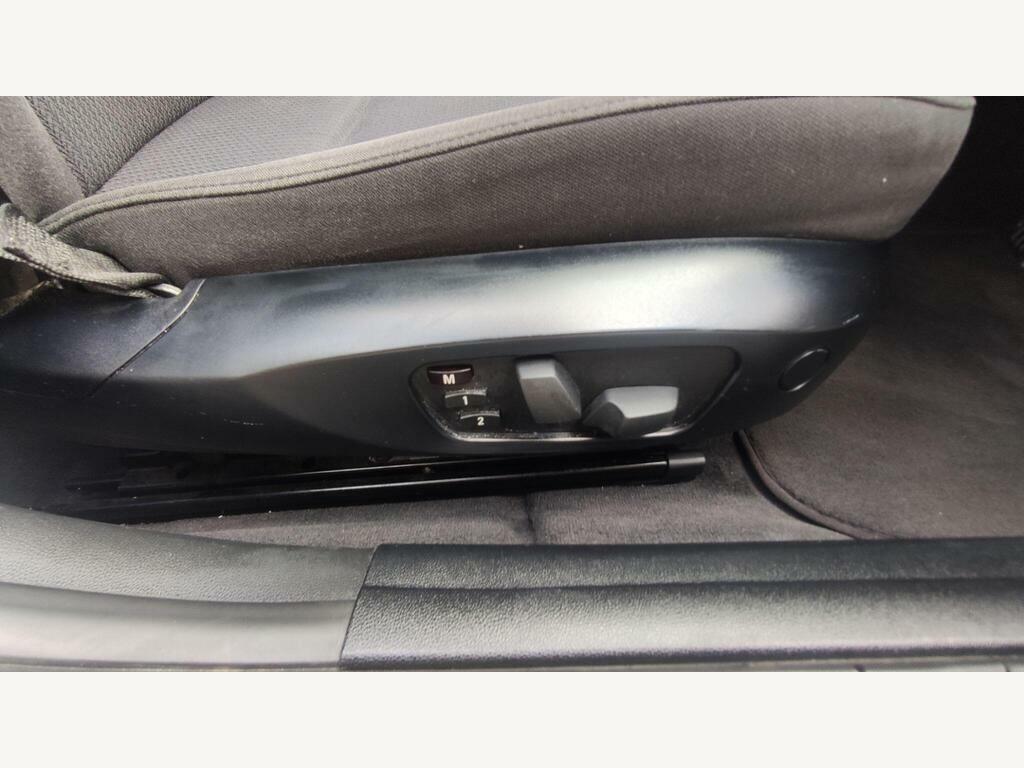 BMW 3 Series 2.0 320D Se Touring Steptronic Euro 5 Blue #21