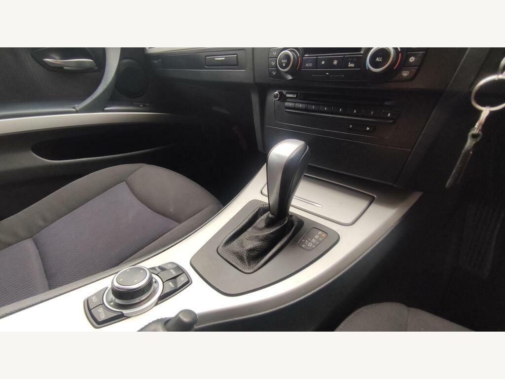 BMW 3 Series 2.0 320D Se Touring Steptronic Euro 5 Blue #19