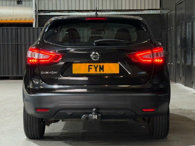Nissan Qashqai Dci Acenta Suv Black #6