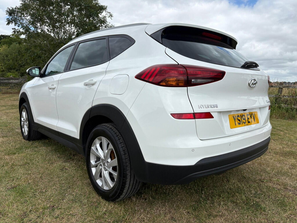 Hyundai Tucson 1.6 Gdi Se Nav Euro 6 Ss White #5