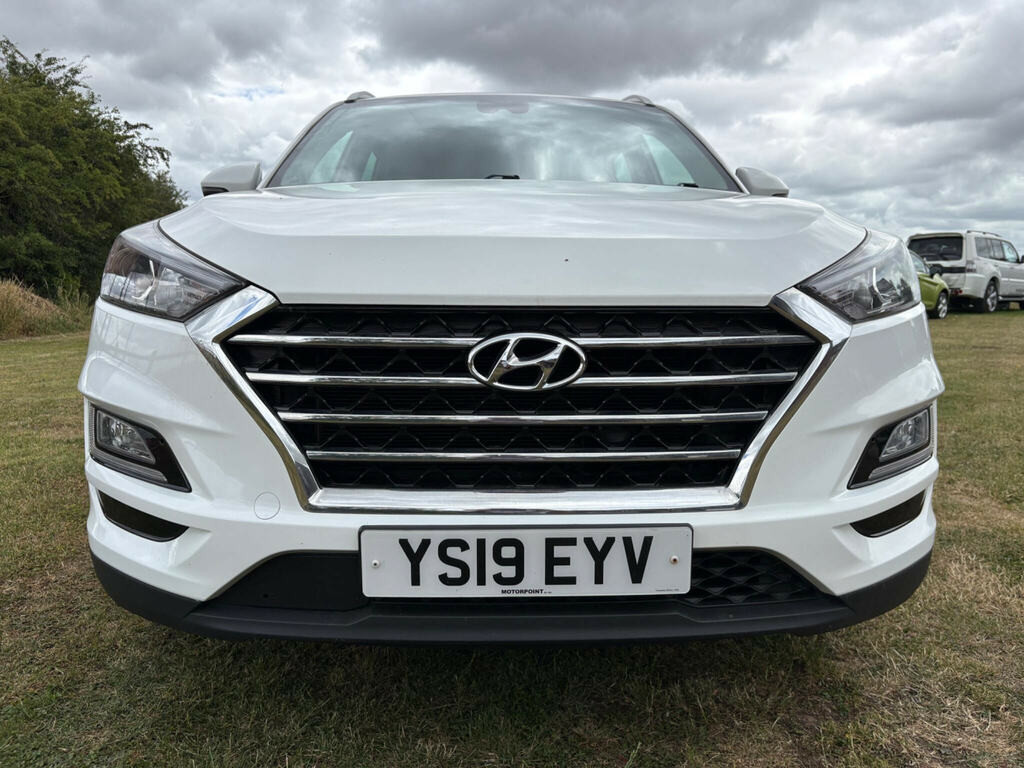 Hyundai Tucson 1.6 Gdi Se Nav Euro 6 Ss White #4