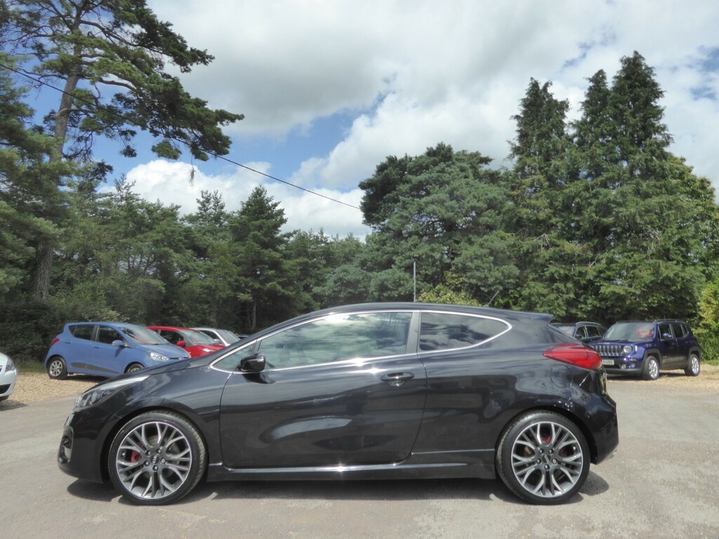 Kia Proceed 1.6 T-gdi Gt Black