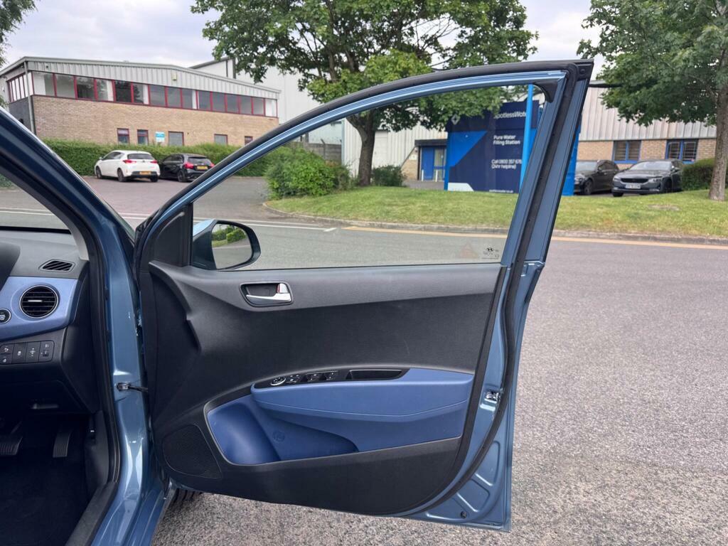 Hyundai I10 1.2 Premium Euro 6 Blue #22