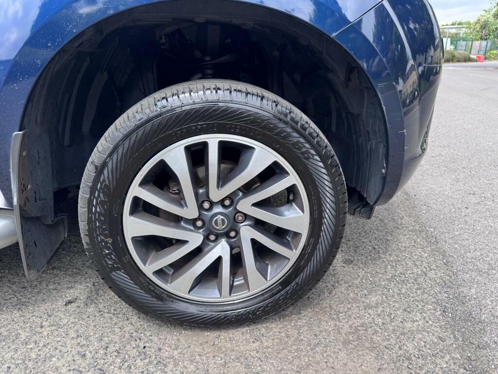 Nissan Navara Double Cab Pick Up Grey #10