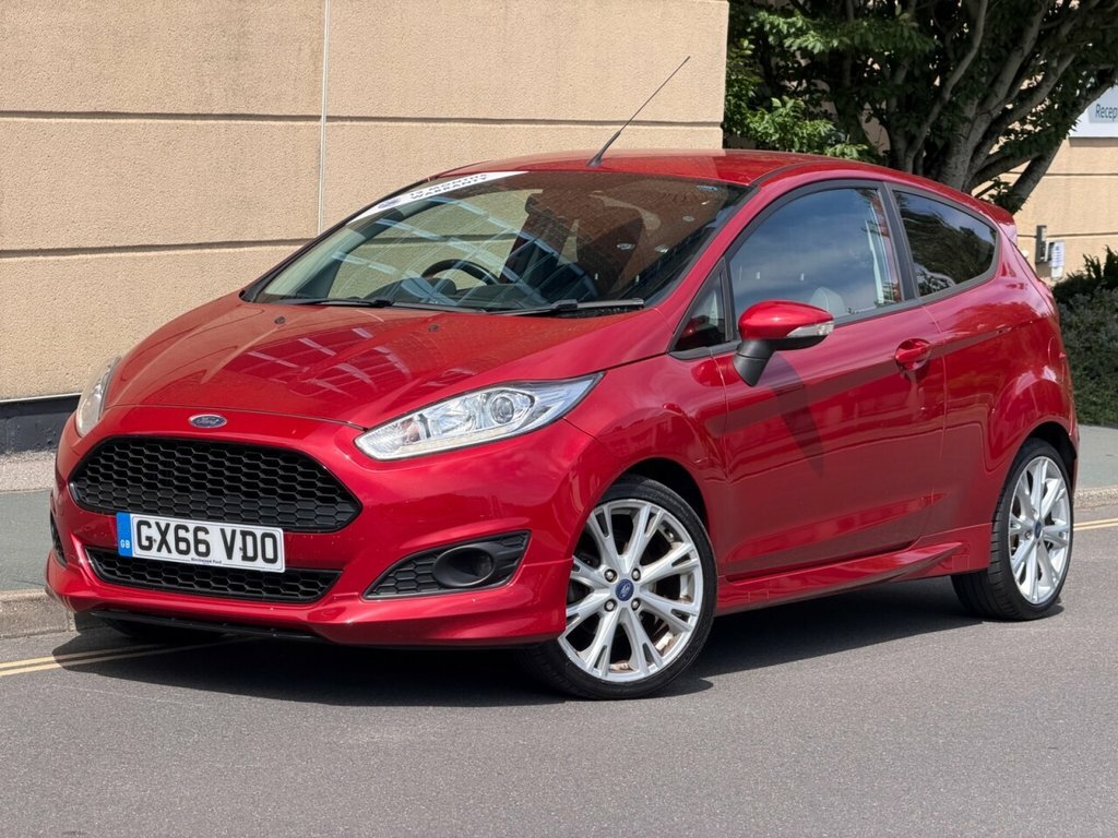 Ford Fiesta 1L Zetec S Red