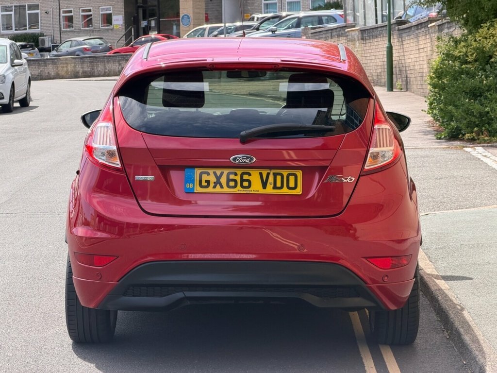 Ford Fiesta 1L Zetec S Red #6