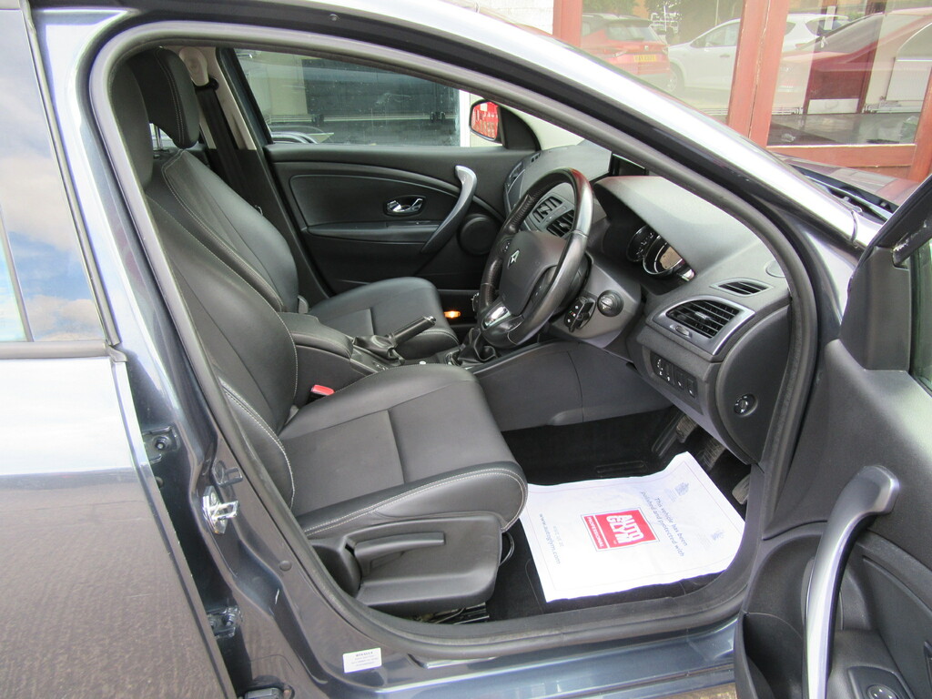 Renault Megane 2.0T Renaultsport Euro 5 Ss White #18