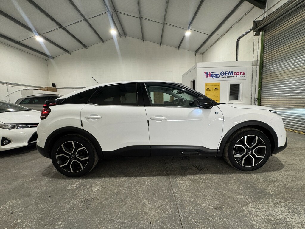 Citroen e-C4 Hatchback 50Kwh Shine Plus 202171 White #4