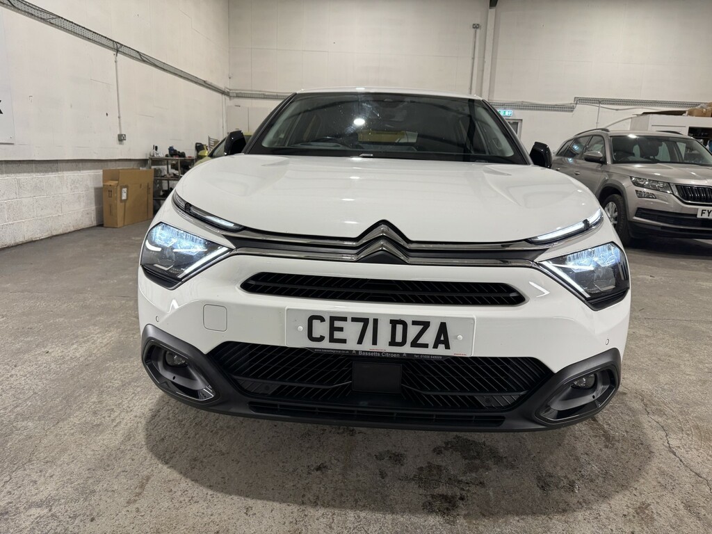 Citroen e-C4 Hatchback 50Kwh Shine Plus 202171 White #2