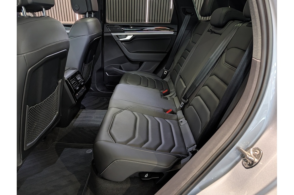 Volkswagen Touareg 3.0 V6 Tdi 4Motion R Line Tech Tip #47