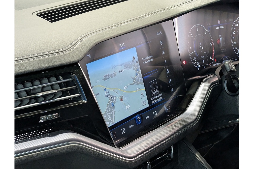 Volkswagen Touareg Tdi V6 Black Edition Silver #4