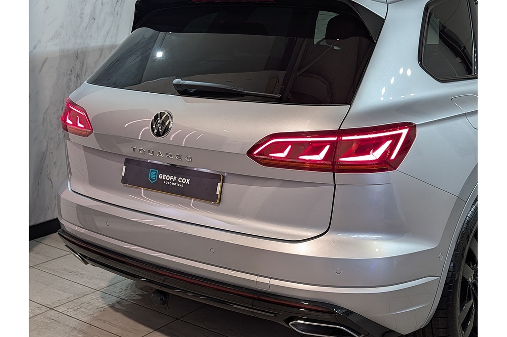 Volkswagen Touareg 3.0 V6 Tdi 4Motion R Line Tech Tip #16
