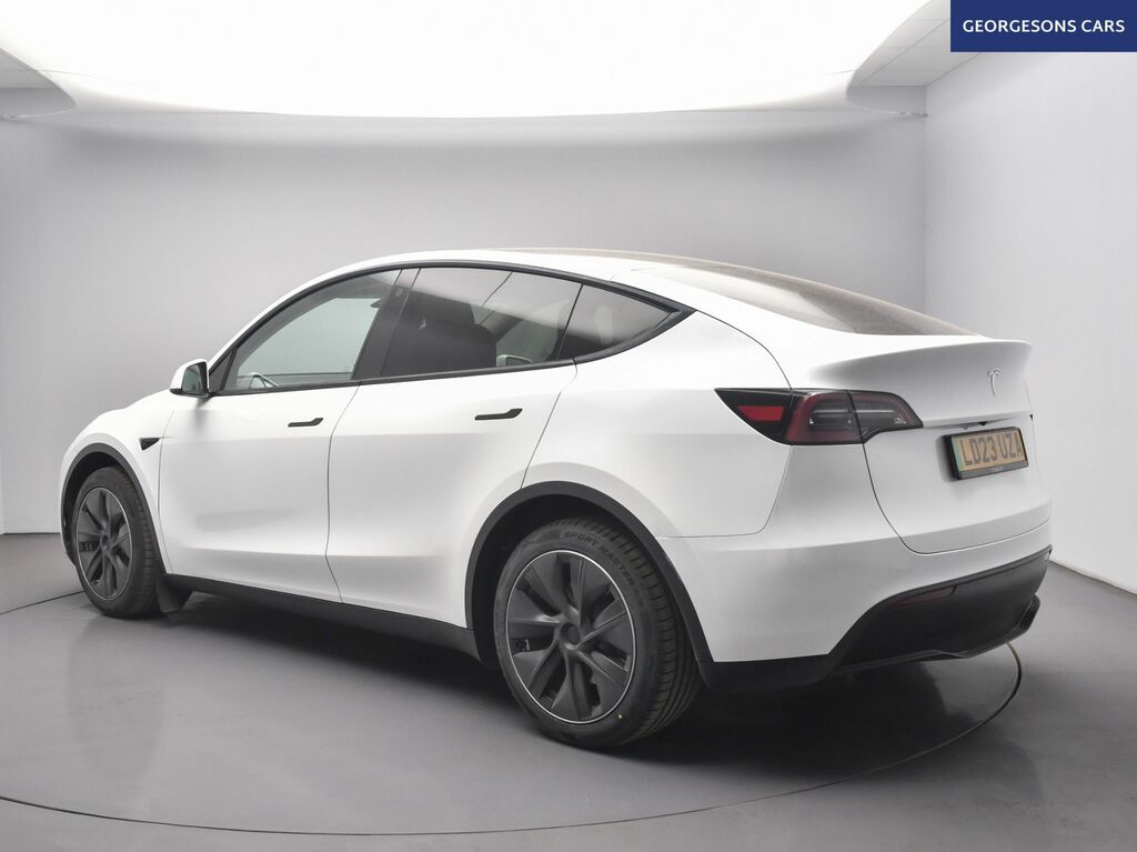 Tesla Model Y 5dr Electric Auto Rwd White