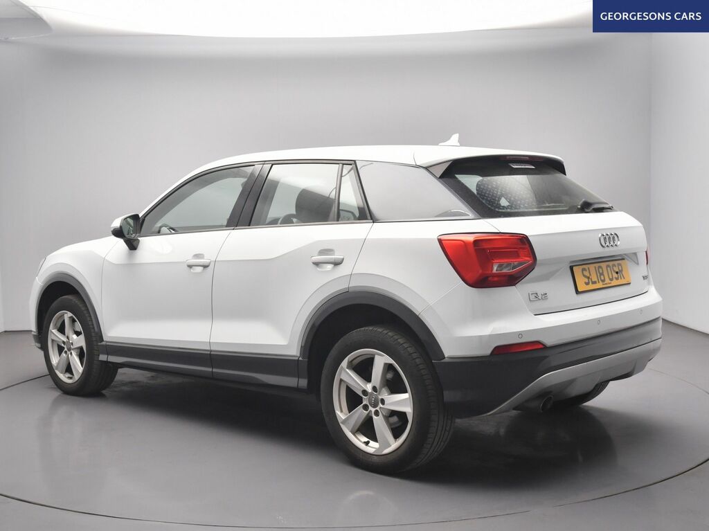 Audi Q2 Tfsi Sport Suv White #2