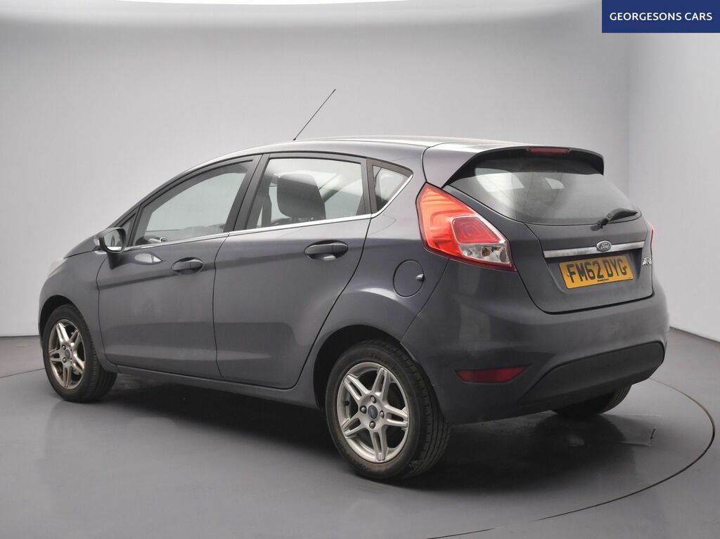 Ford Fiesta Zetec Hatchback Grey #2