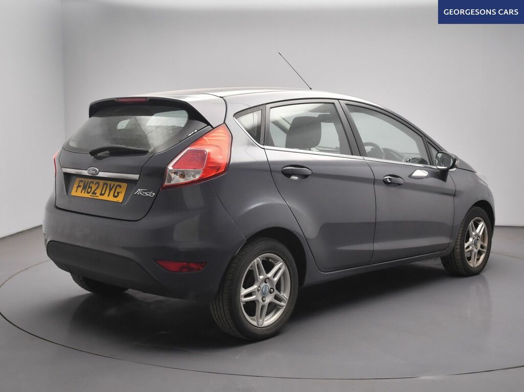 Ford Fiesta Zetec Hatchback Grey #4