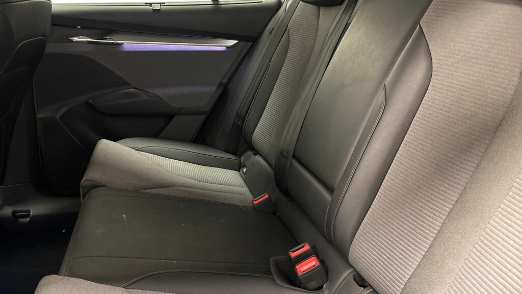 Skoda ENYAQ 85 Edition Suv Silver #6