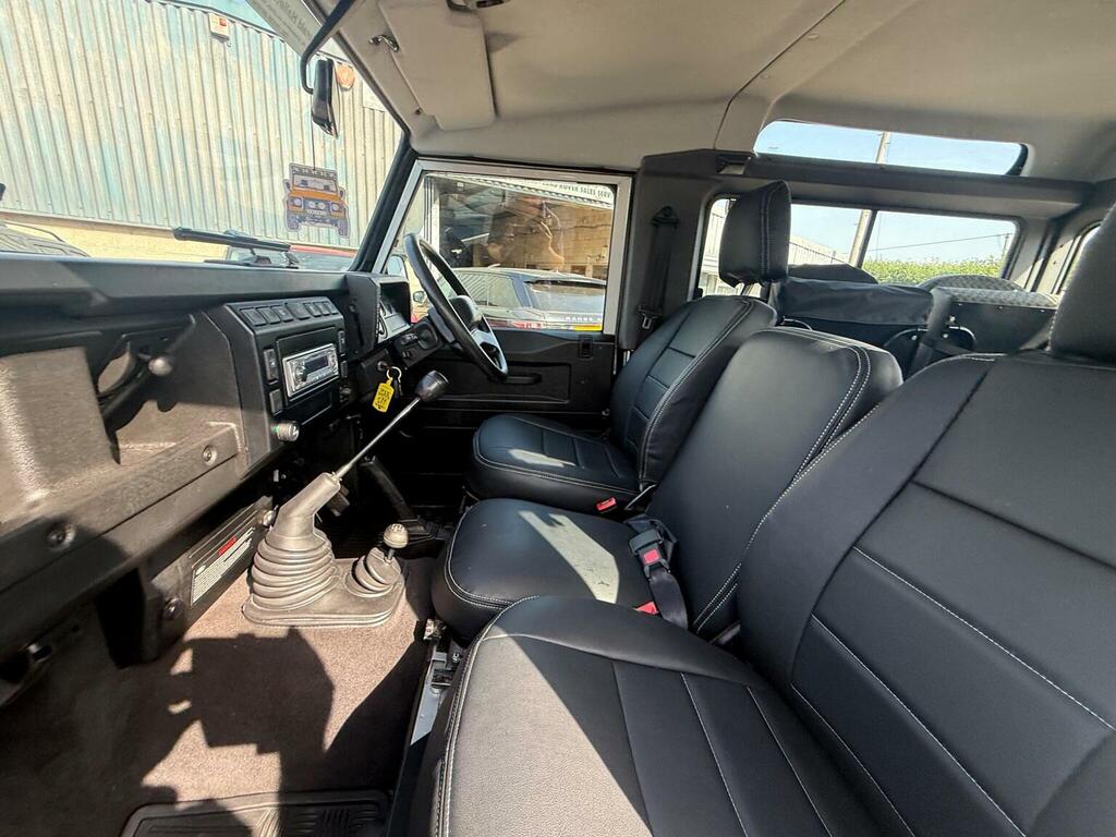 Land Rover Defender 90 90 2.5 Td5 County Hard Top Green #16