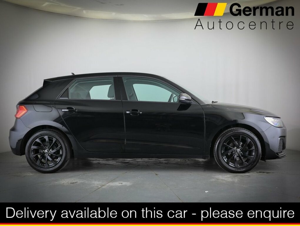 Audi A1 1L Sport Black #2
