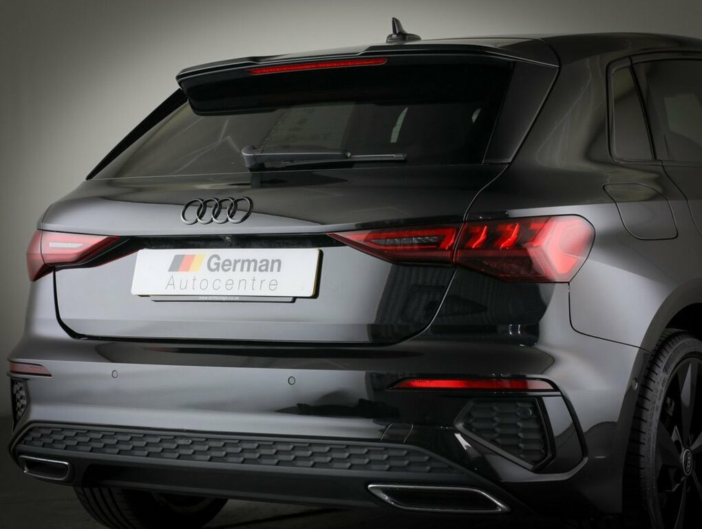 Audi A3 1L S Line RE23FHJ Black #5