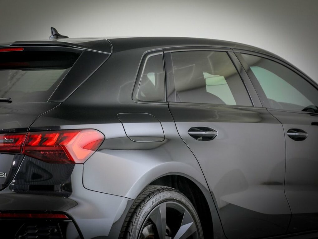Audi A3 1L S Line Black #6