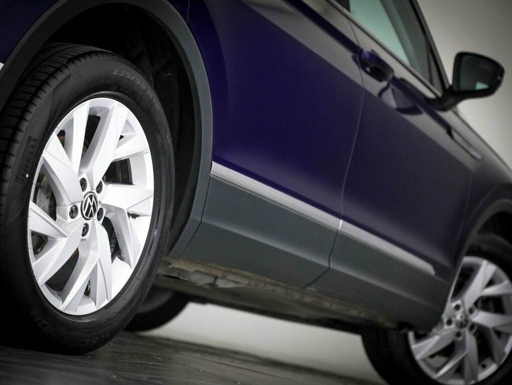 Volkswagen Tiguan Allspace Life Black #8