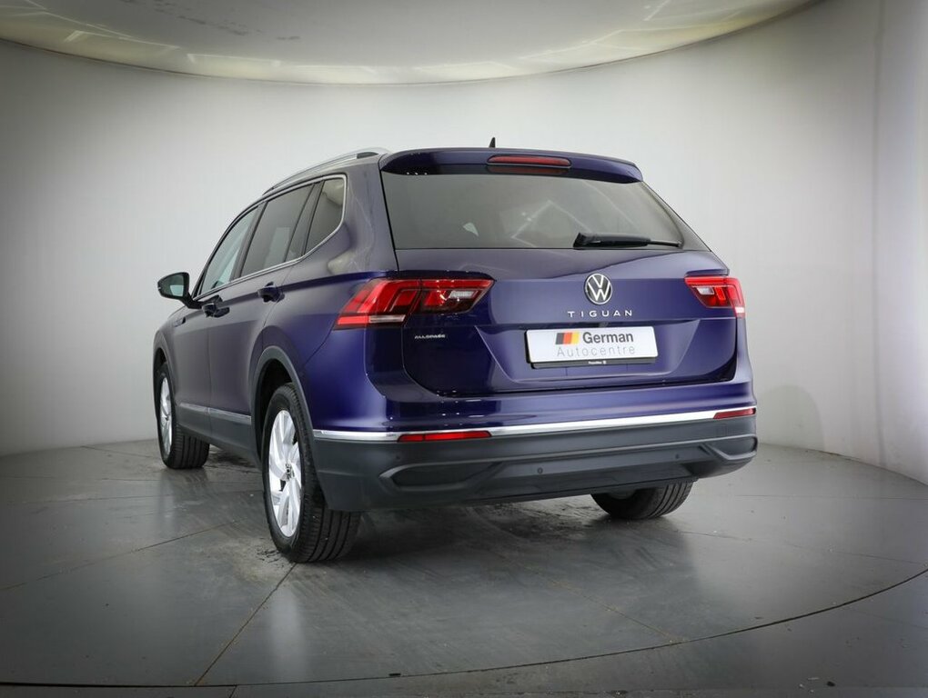 Volkswagen Tiguan Allspace Life Black #15