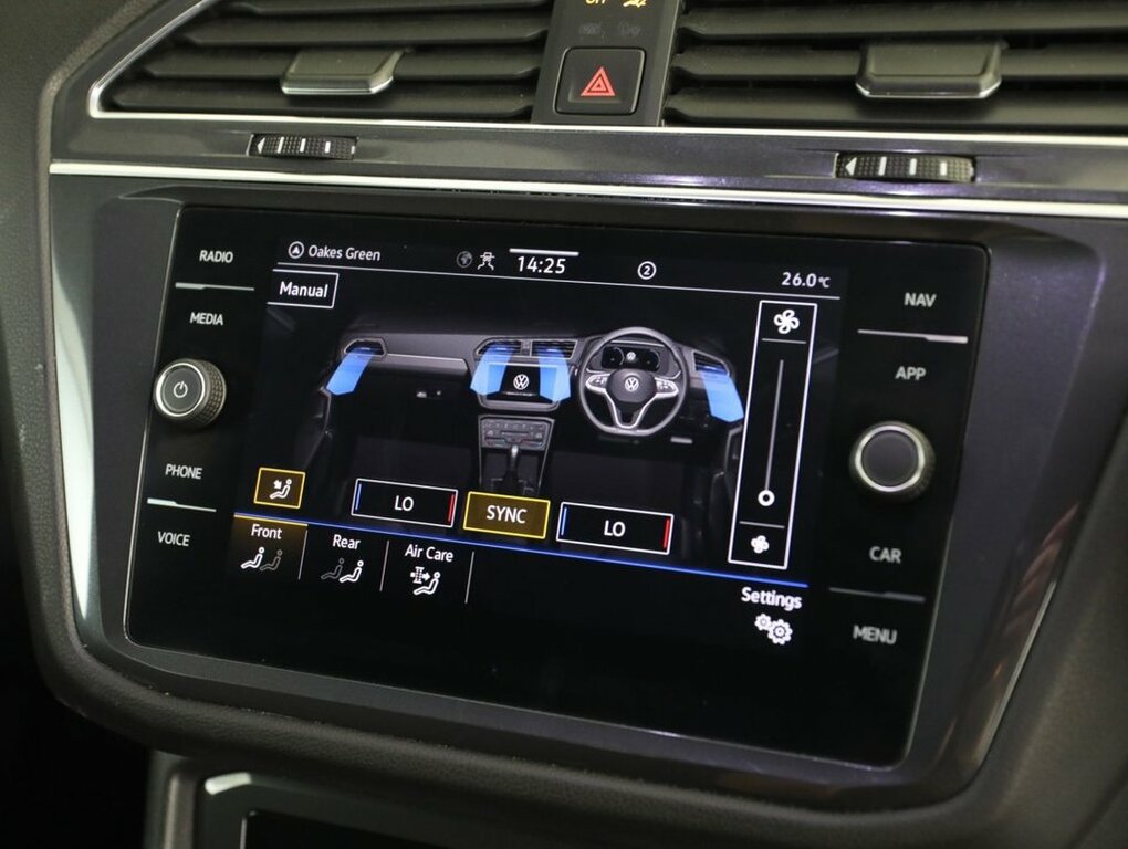 Volkswagen Tiguan Allspace Life Black #28