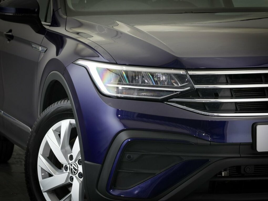 Volkswagen Tiguan Allspace Life Black #10