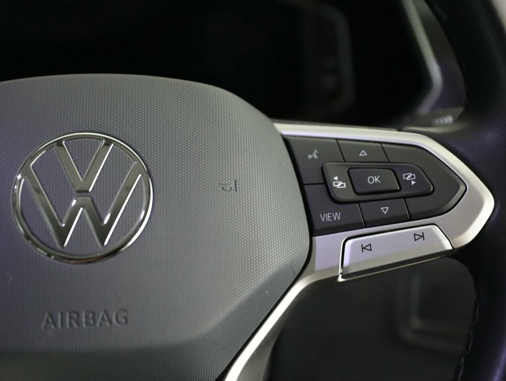Volkswagen Tiguan Allspace Life Black #43