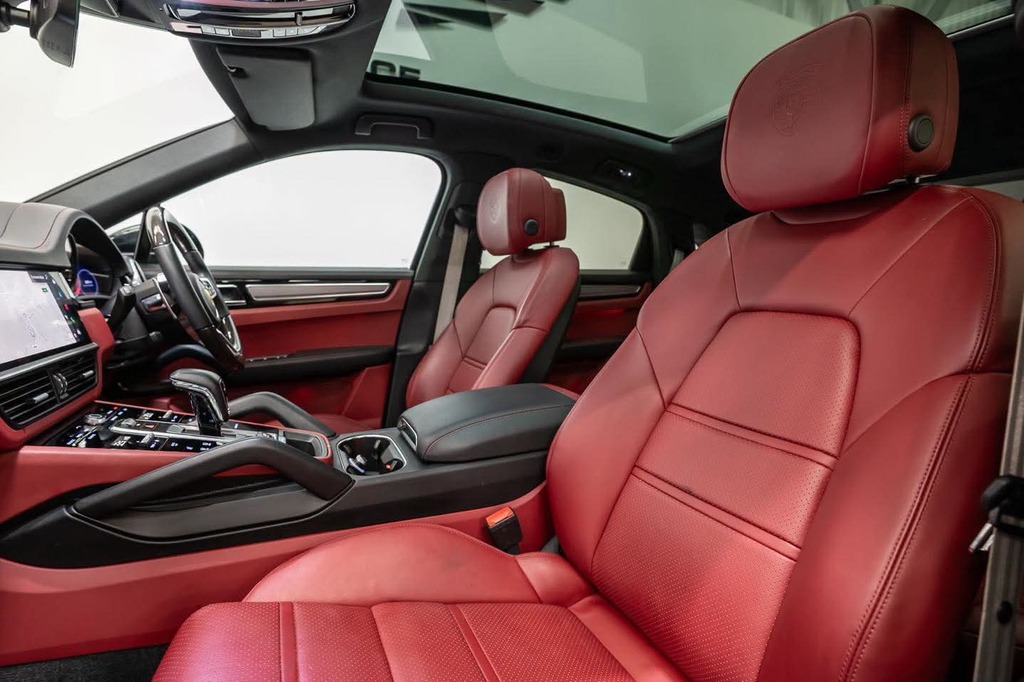 Porsche Cayenne 3.0 V6 E-hybrid Platinum Edition 4X4. #2