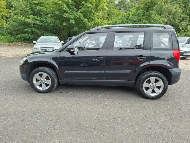 Skoda Yeti 2.0 Tdi Cr S Black #2