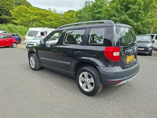 Skoda Yeti 2.0 Tdi Cr S Black #5