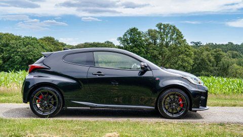 Toyota Yaris Yaris Circuit 4Wd  Black #4