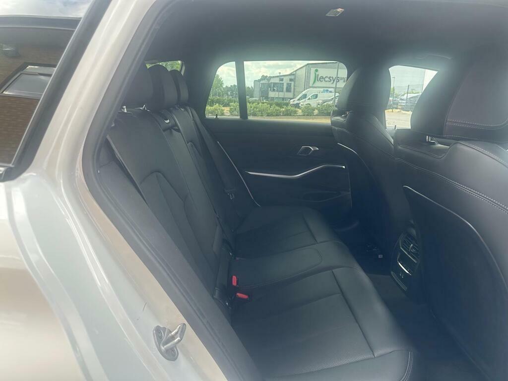 BMW 3 Series Bmw 3 Series M Sport White #23