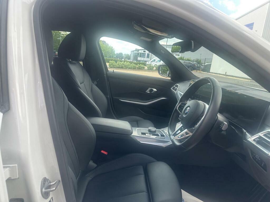 BMW 3 Series Bmw 3 Series M Sport White #21