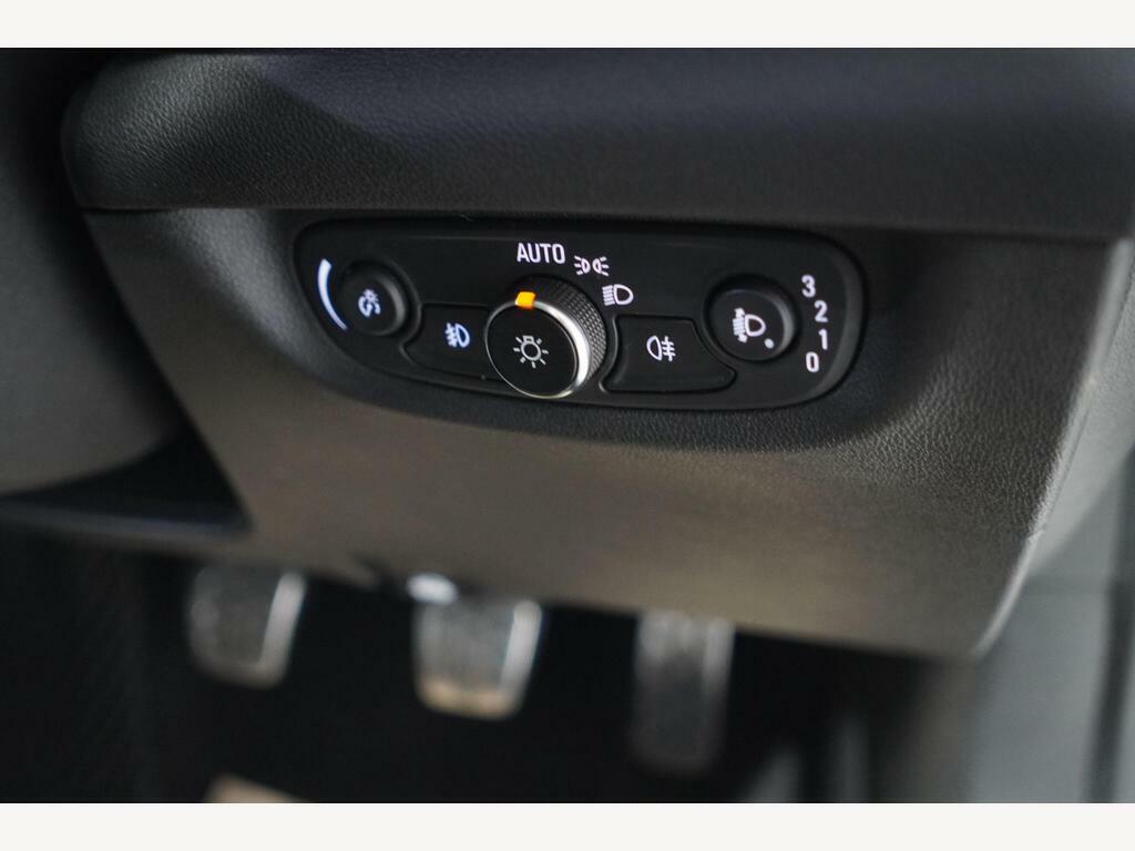 Vauxhall Insignia Insignia Sri Vx-line Nav T Red #20