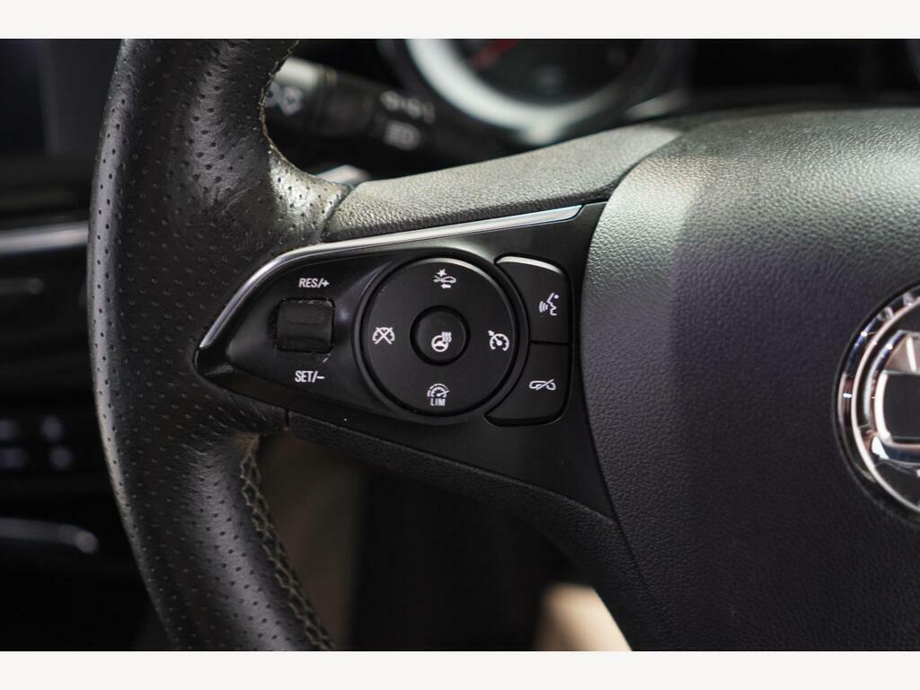 Vauxhall Insignia Insignia Sri Vx-line Nav T Red #16
