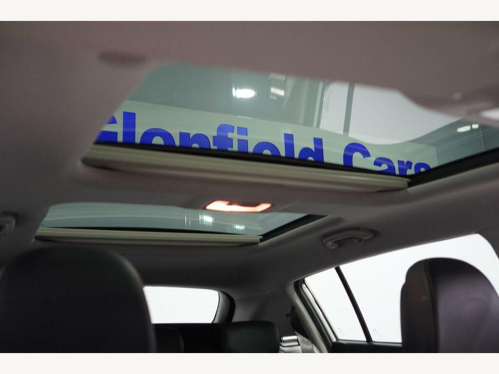 Kia Sportage 1.7 Crdi Ecodynamics 3 2Wd Euro 5 S S White #2