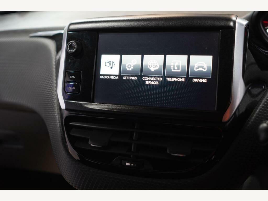 Peugeot 208 Hatchback 1.2 Puretech Allure Euro 6 201565 White #14