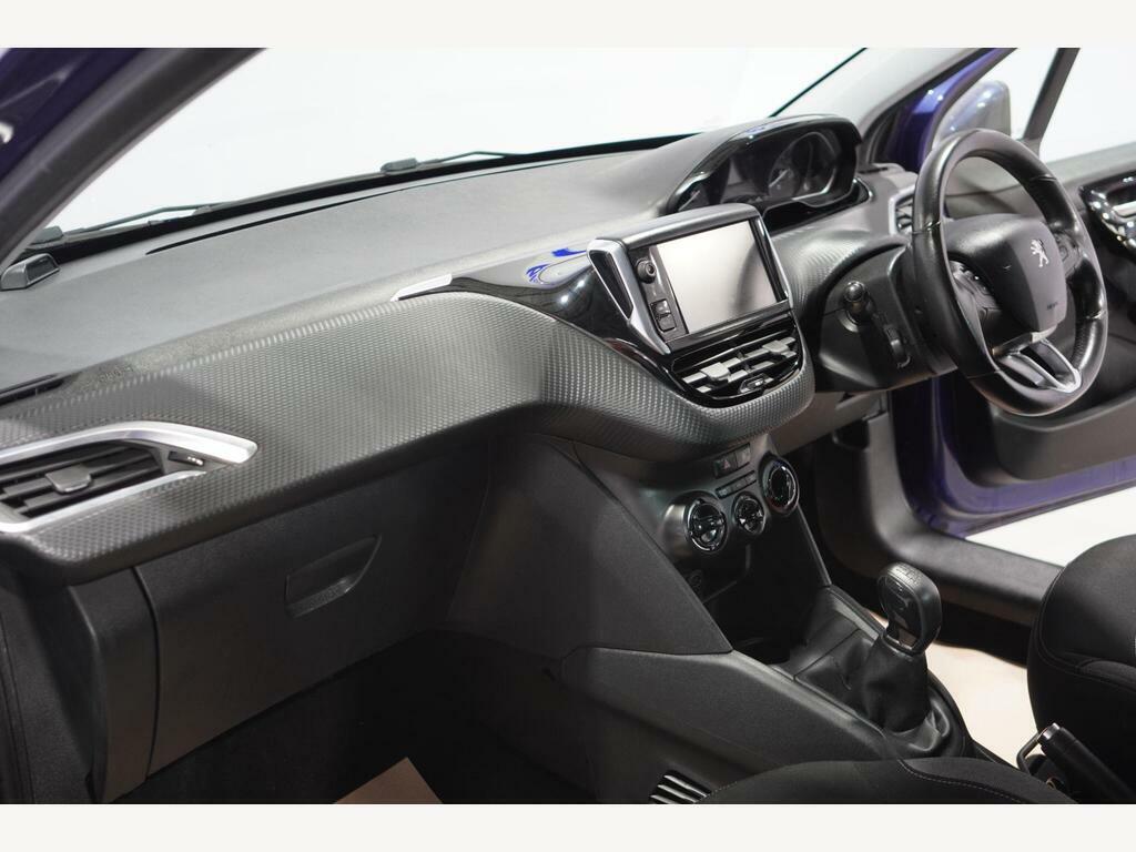 Peugeot 208 Hatchback 1.2 Puretech Allure Euro 6 201565 White #13