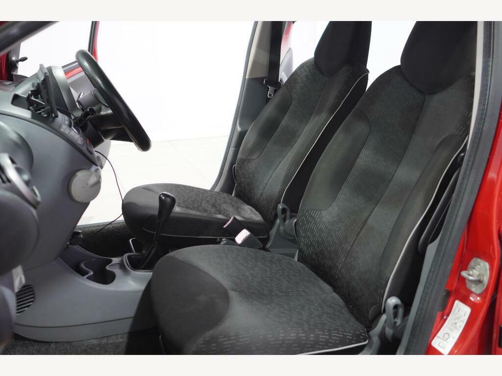 Peugeot 107 Hatchback Urban 2009 Silver #7