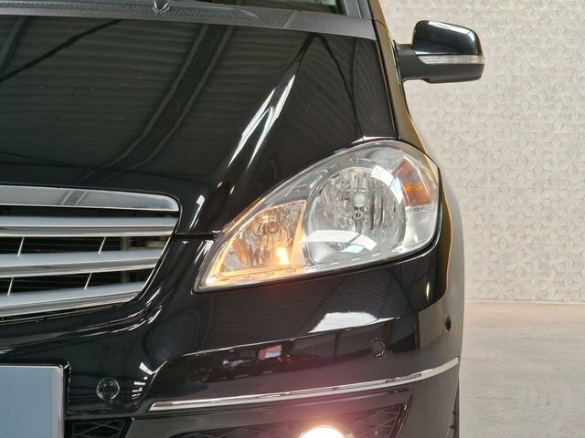Mercedes-Benz A Class 1.7 A180 Avantgarde Se Black #5