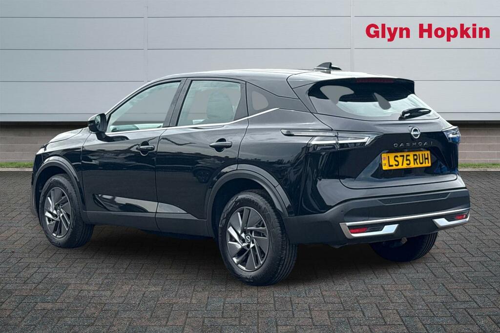 Nissan Qashqai 1.3 Dig-t Mh 158 Acenta Premium Xtronic LS75RUH Black #5