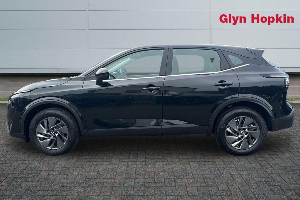 Nissan Qashqai 1.3 Dig-t Mh 158 Acenta Premium Xtronic LS75RUH Black #6